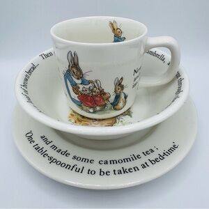 Wedgwood Peter Rabbit Children's Dinnerware Set - White and Multicolor
